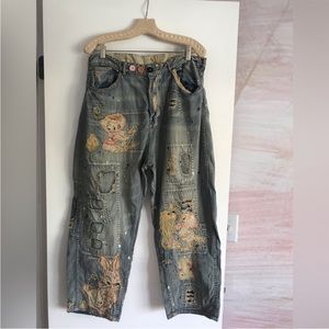 MAGNOLIA PEARL JEANS “BE A POEM” O/S FITS MOST ~ NWT 650.00